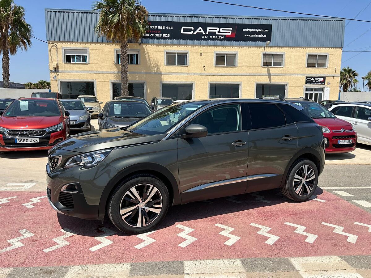 PEUGEOT 3008 ALLURE 1.2 E-THP AUTO SPANISH LHD IN SPAIN 95000 MILES SUPERB 2018